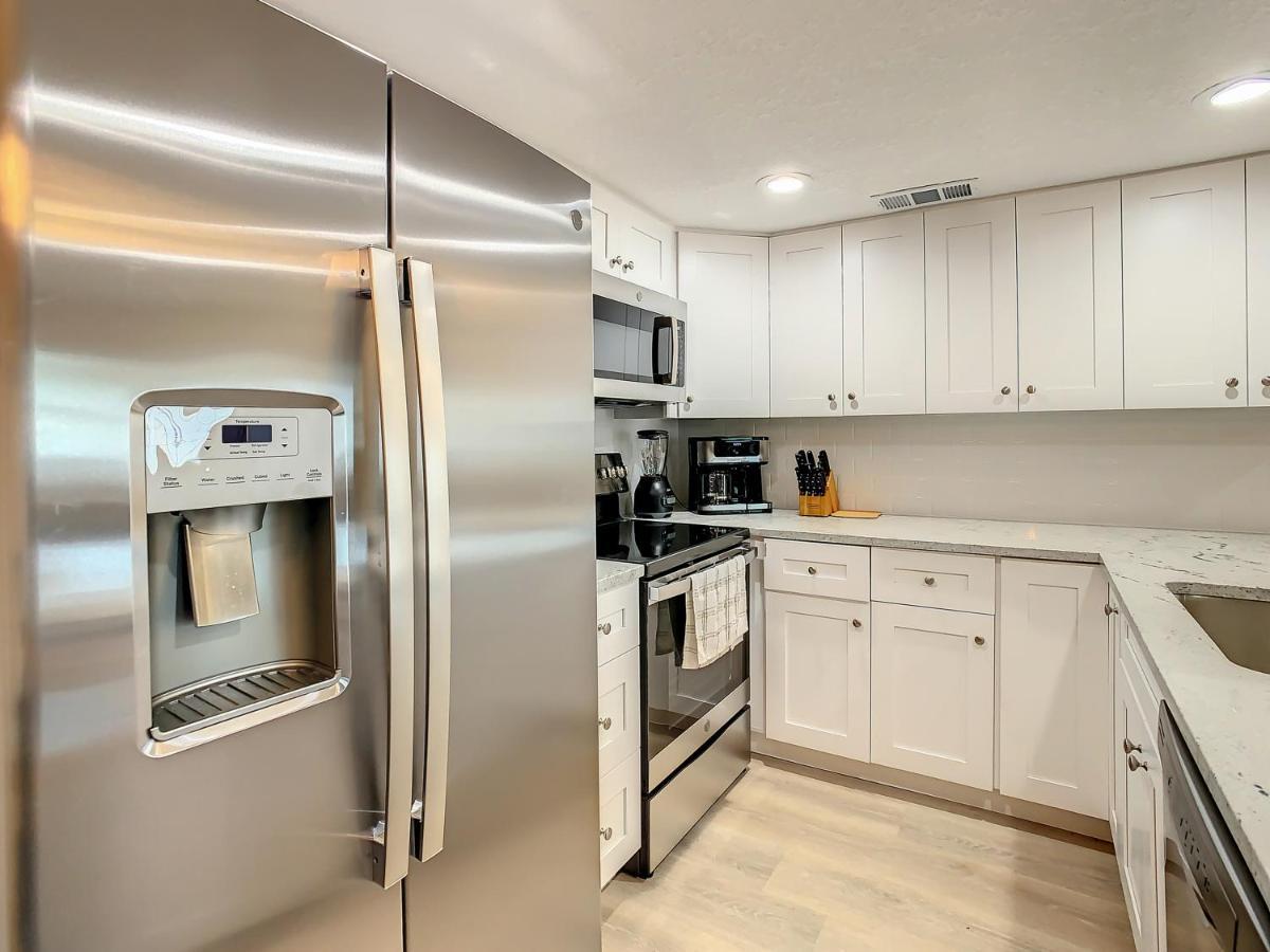 Crown Jewel Of Clearwater 10-15 Min To Beach 5 Min To St Pete Airport Villa Eksteriør billede