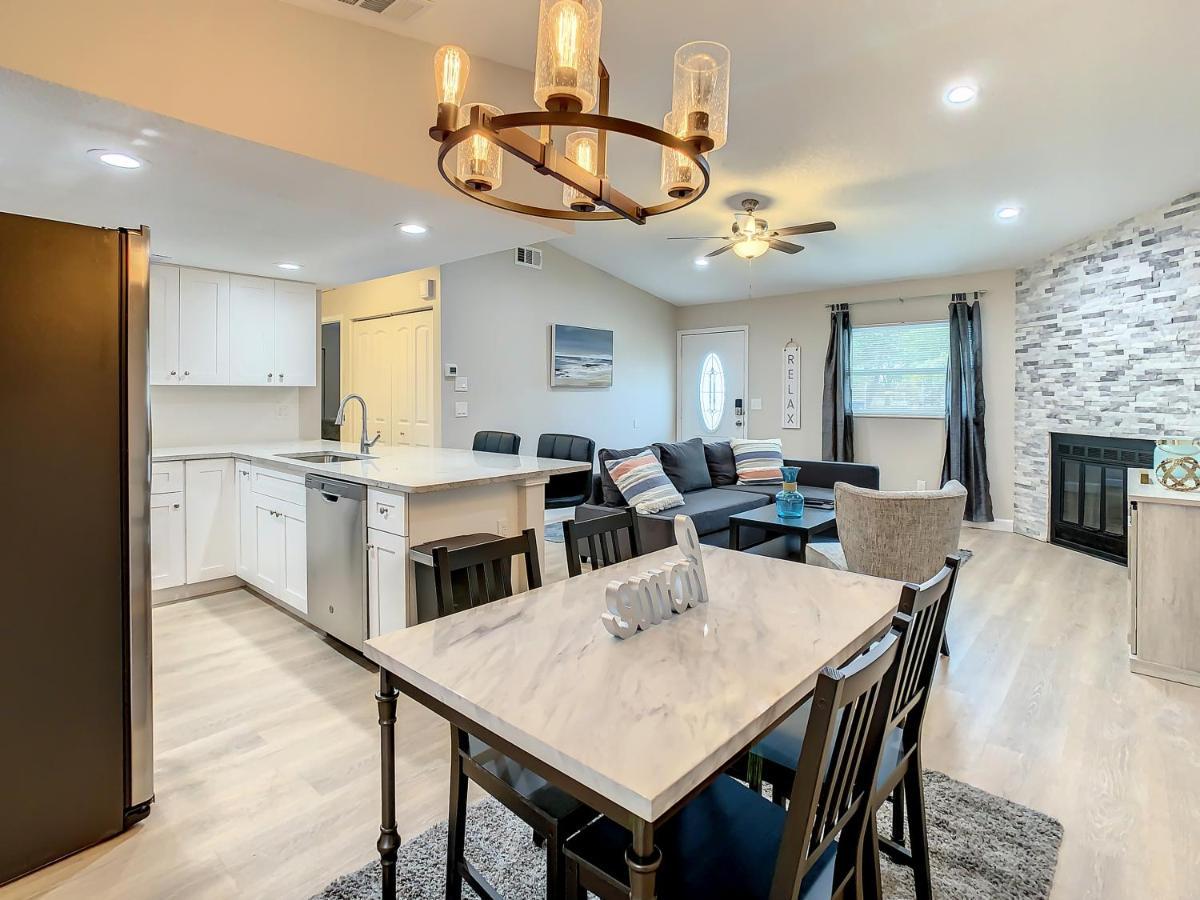 Crown Jewel Of Clearwater 10-15 Min To Beach 5 Min To St Pete Airport Villa Eksteriør billede