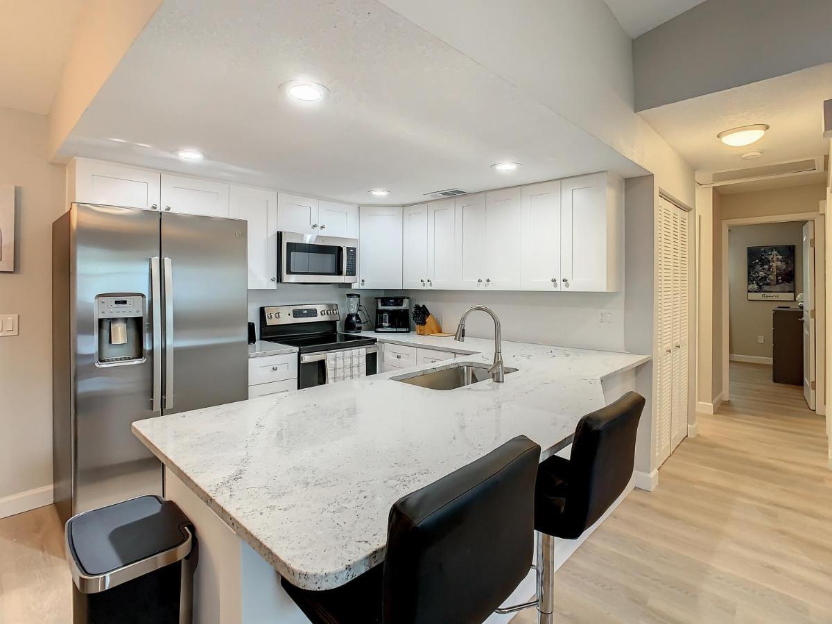 Crown Jewel Of Clearwater 10-15 Min To Beach 5 Min To St Pete Airport Villa Eksteriør billede